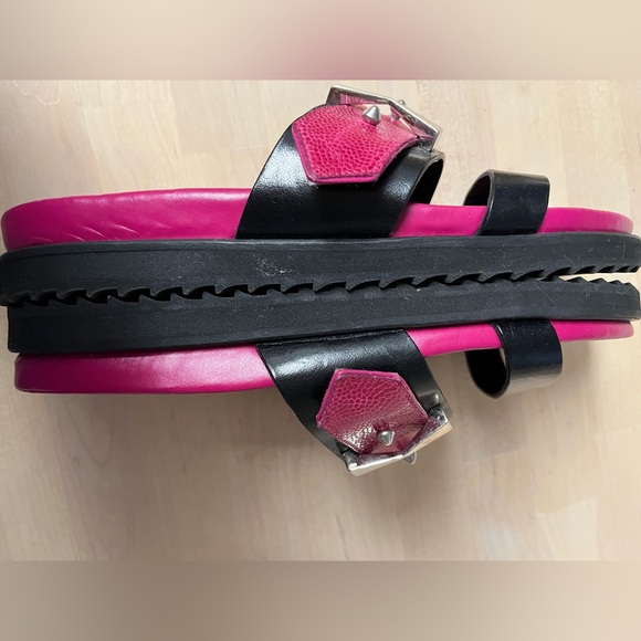 Alexander McQueen Pink and Black Women's Sandals
NWOT - Picture 5 of 6